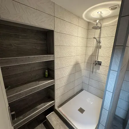 Cher Jacob Bed & Breakfast 3*